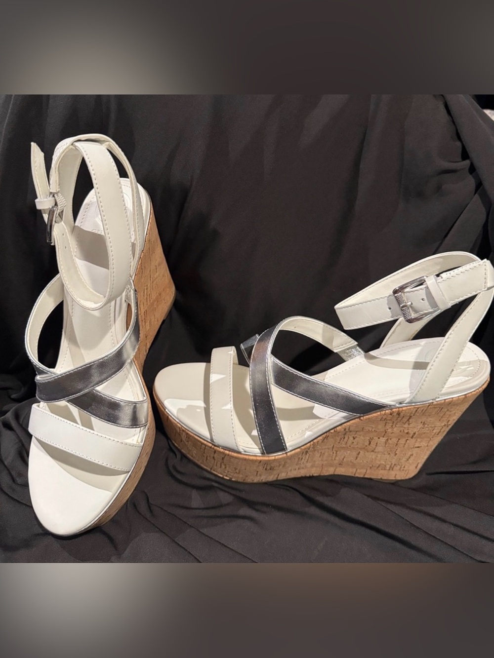 New Guess Gansel Ankle Strap Heels White Silver Metallic Platform Wedge 9 9.5